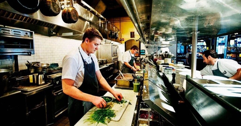 Commis Jobs in Qatar